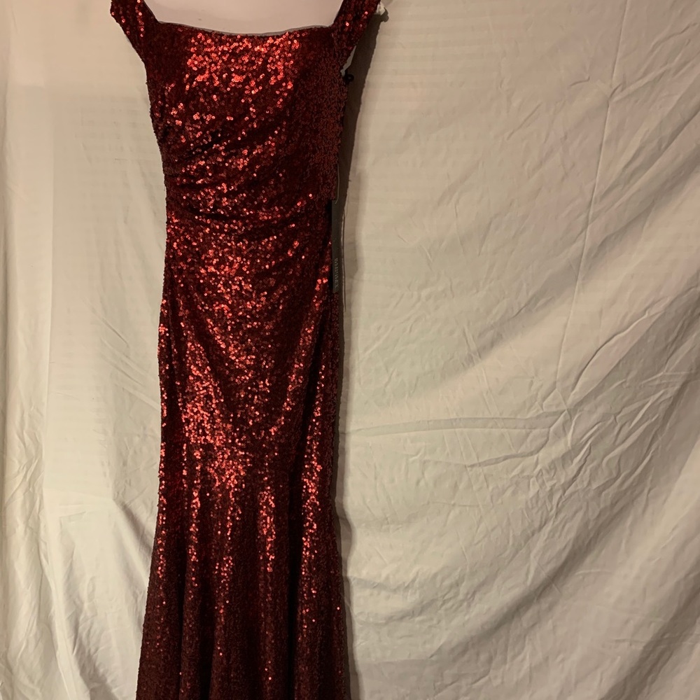 Badgley Mischka Burgundy Evening Dress NWT